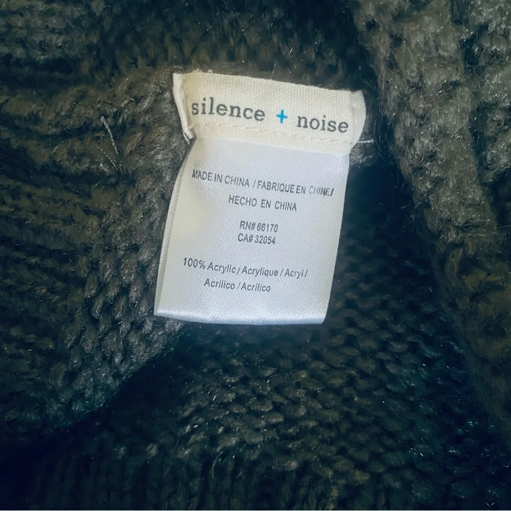 Silence + Noise green knit beanie